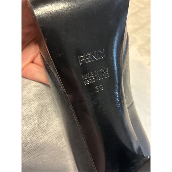Fendi Authentic Solid Black Leather High Heel Pumps 9 - Picture 9 of 9